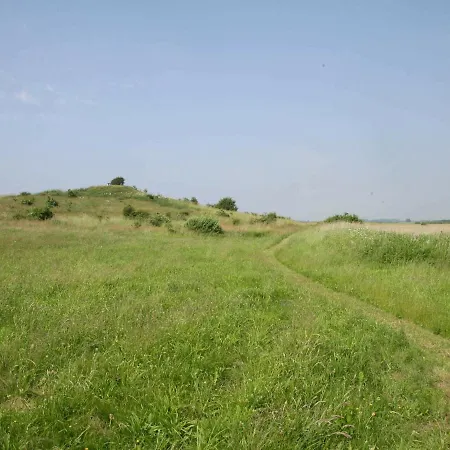 Five-bedroom Holiday In 2 Хамбл