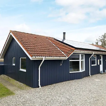 Five-bedroom Holiday In 2 Хамбл