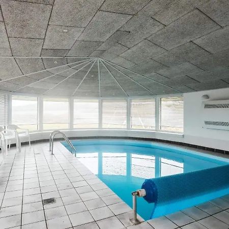 Five-bedroom Holiday In 2 Дом отдыха *