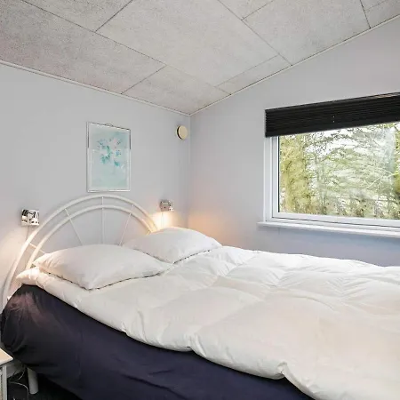 Five-bedroom Holiday In 2 Дом отдыха *