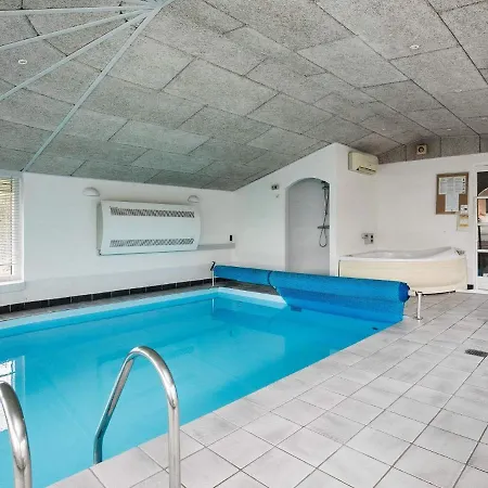 Дом отдыха Five-bedroom Holiday In 2 Хамбл