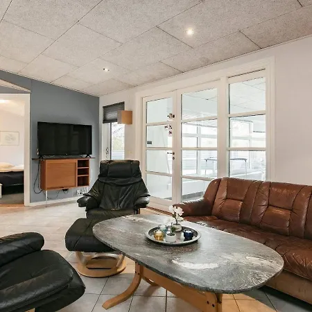 Five-bedroom Holiday In 2